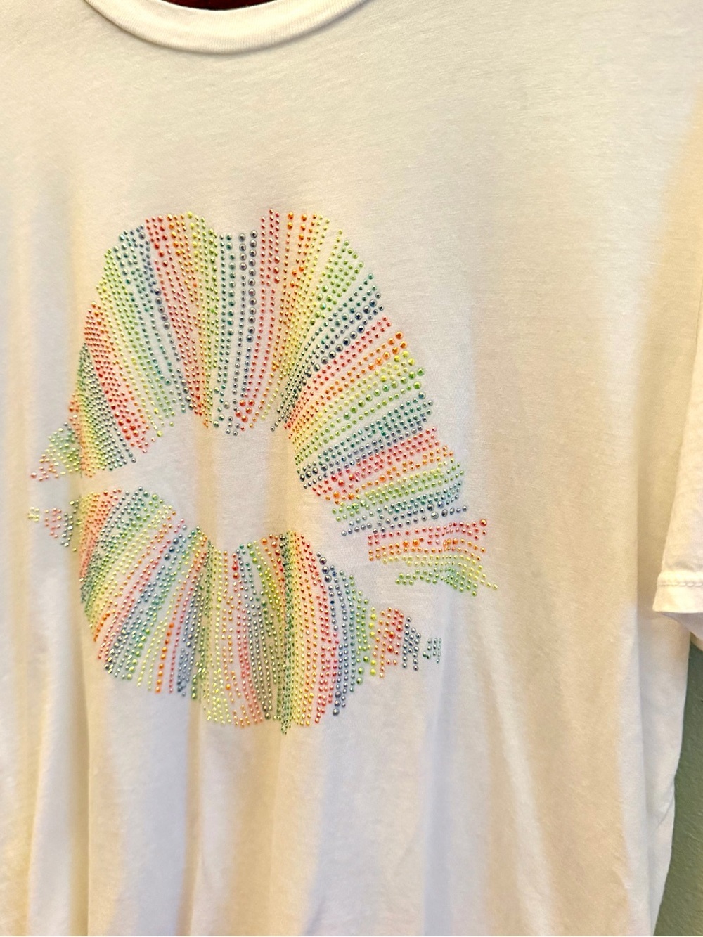 Lauren Moshi | Rainbow Rhinestone Lips Graphic Tee | M - Picture 5 of 12